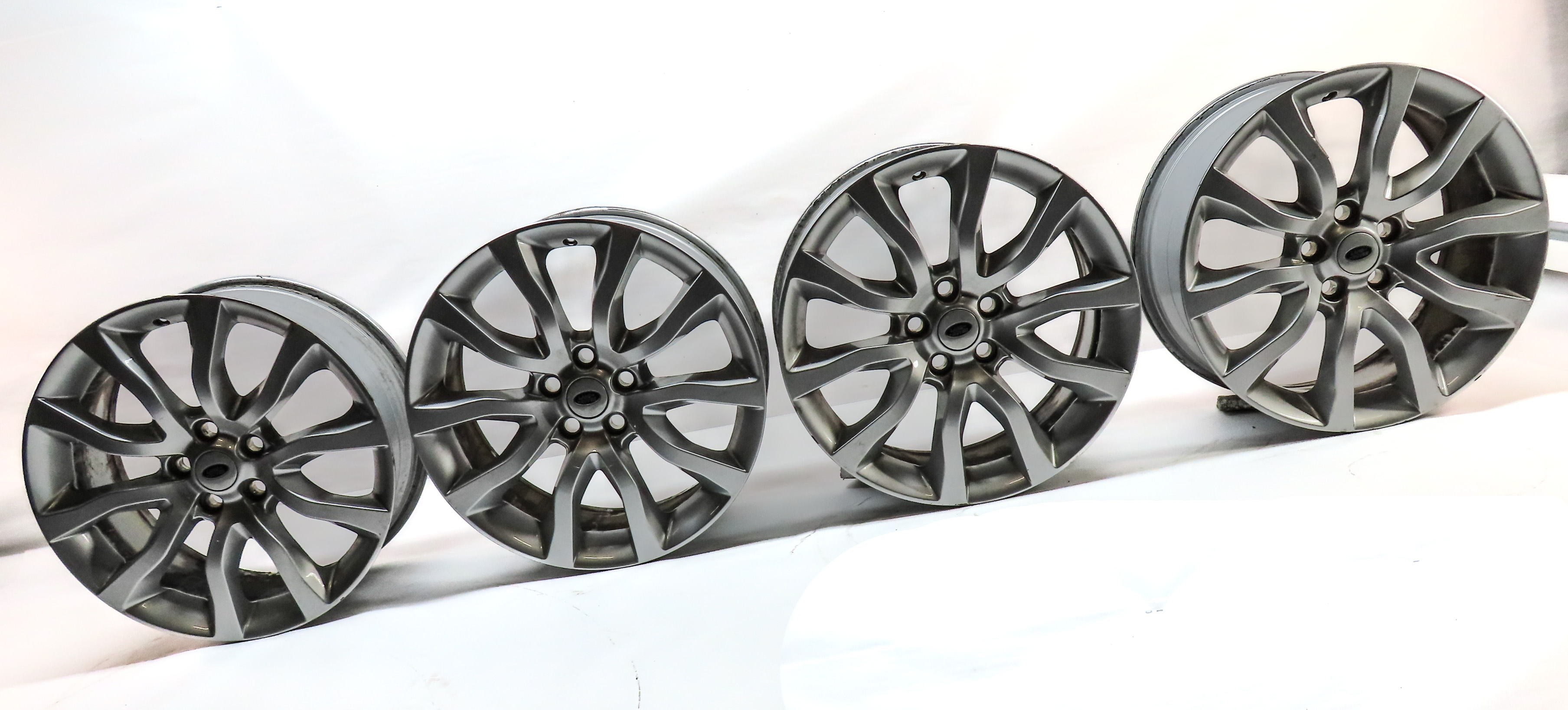 14-17 RANGE ROVER SPORT (L494) 20x8.5 ALUMINUM ALLOY 5 V-SPOKE WHEEL RIM SET/4 — exact item pictured